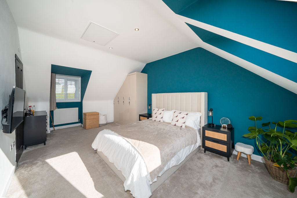 Bedroom- click for photo gallery